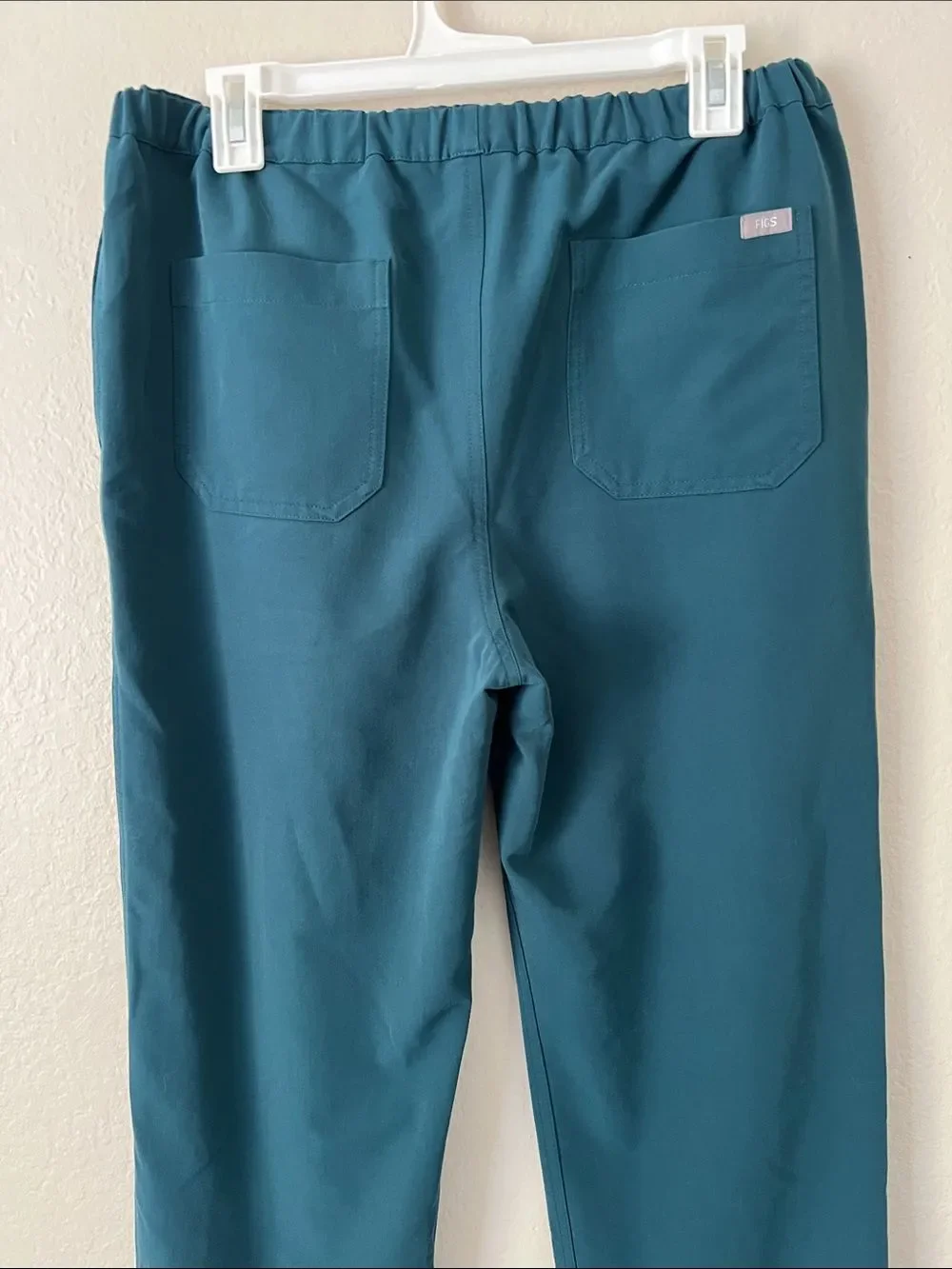 EUC FIGS Pisco Basic Scrub Pants PO#4911 Caribbean Green Size M